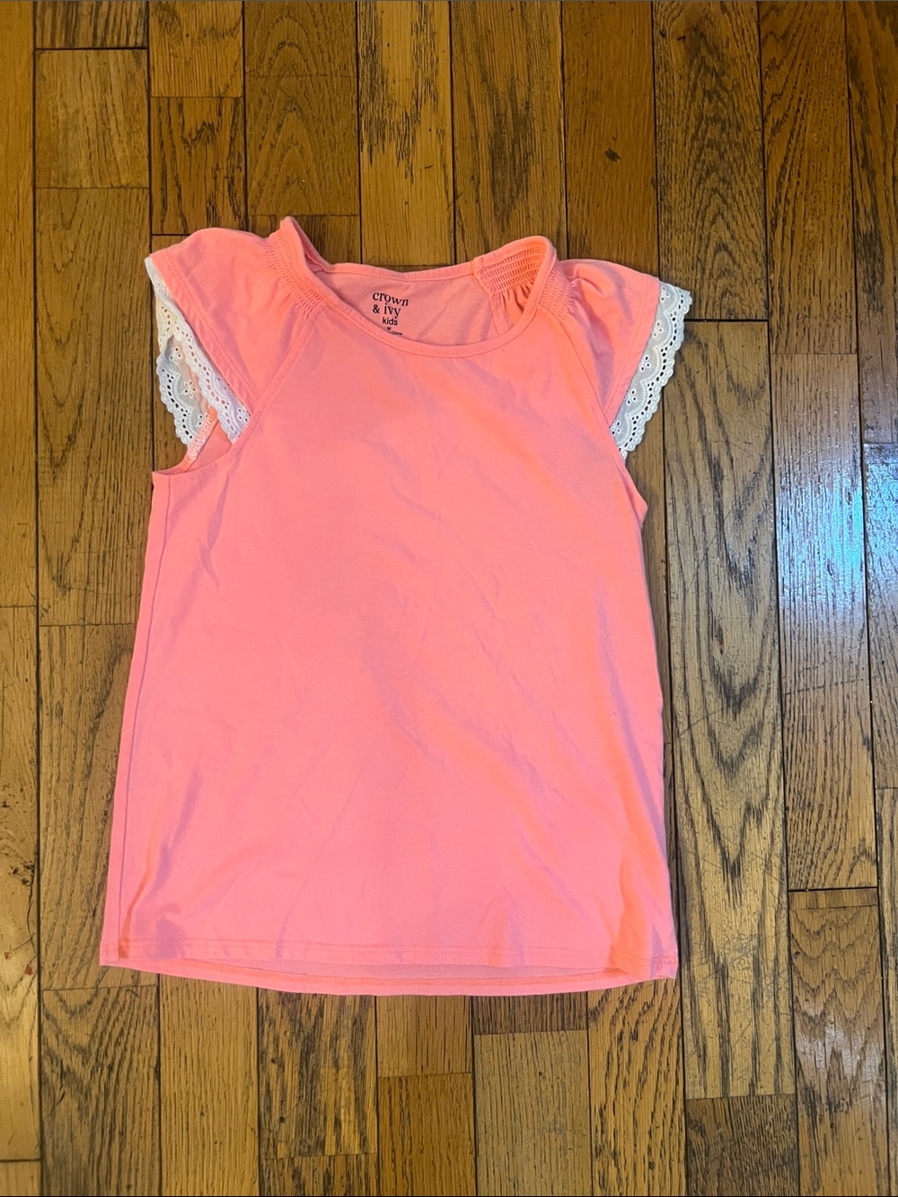 crown & ivy Coral Pink Lace-Trim Flutter Sleeve Tee